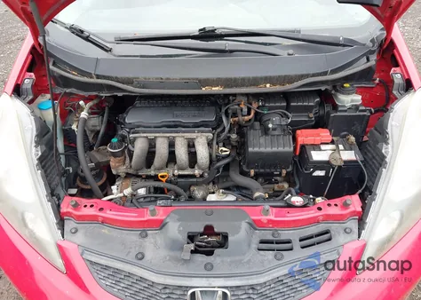 2013 Honda Fit из США, поврежденный, VIN JHMGE8H36DC015747